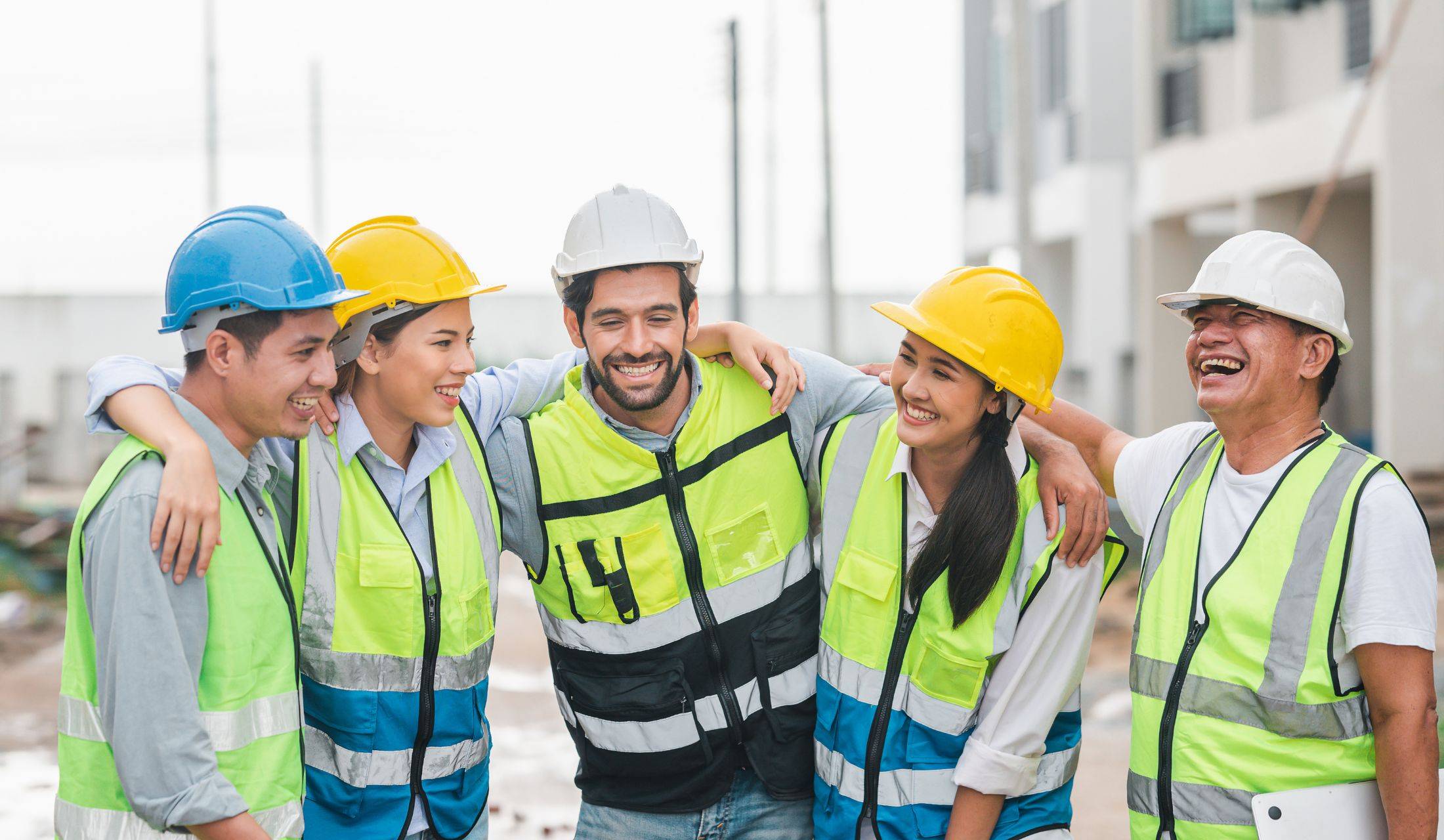 Why Comfort Matters More Than Design in Workwear Clothing