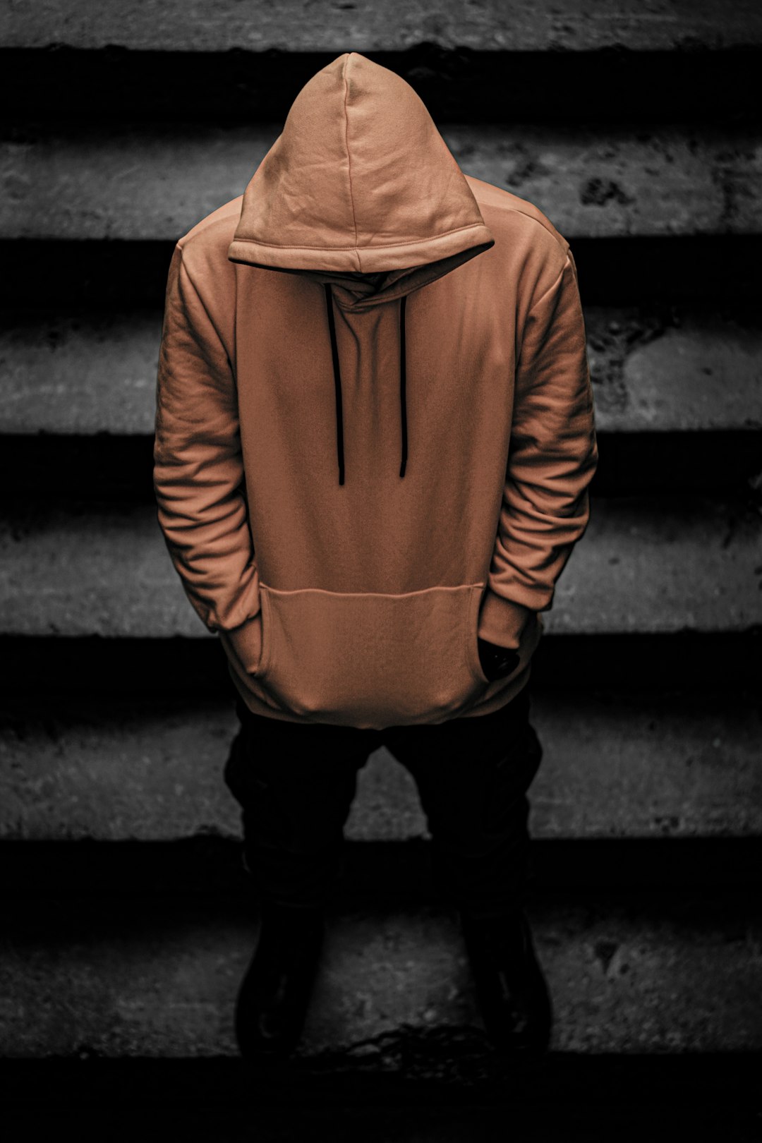 Custom Hoodie Pocket Styles and What They Mean for Printing