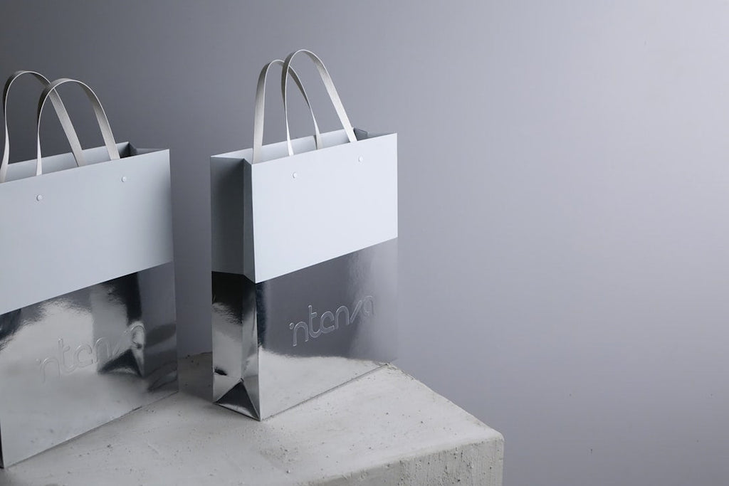Custom Printed Bags vs Embroidered Bags: Which Lasts Longer?