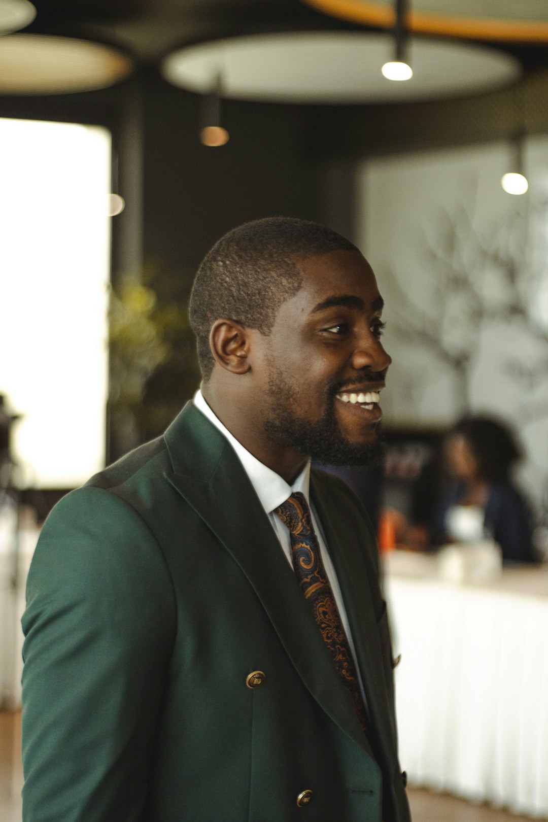 Woven vs Knitted Ties for Corporate Wear: Key Differences