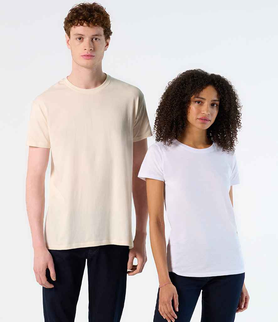 01825 White Model