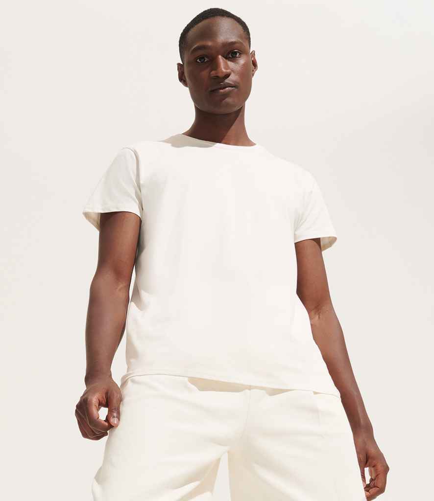 03565 Off White Model