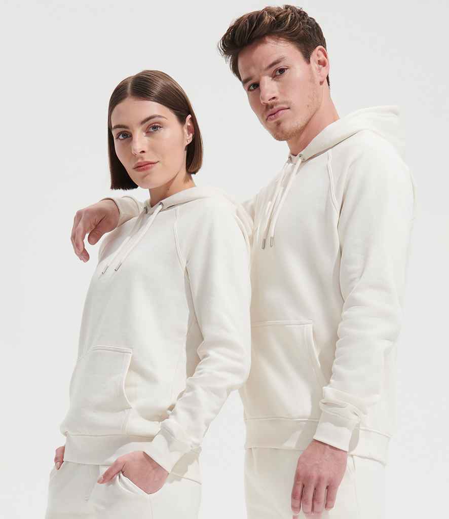 03568 Off White Model