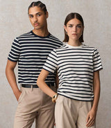 04776 Off White/Navy Model