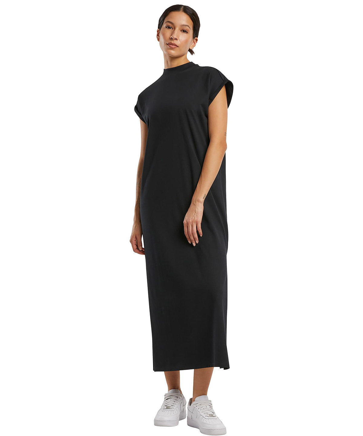  Women’s long extended shoulder dress