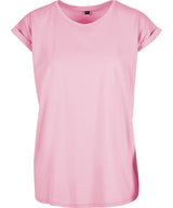 Women’s regular extended shoulder tee