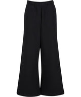 Women’s wide-leg sweatpants