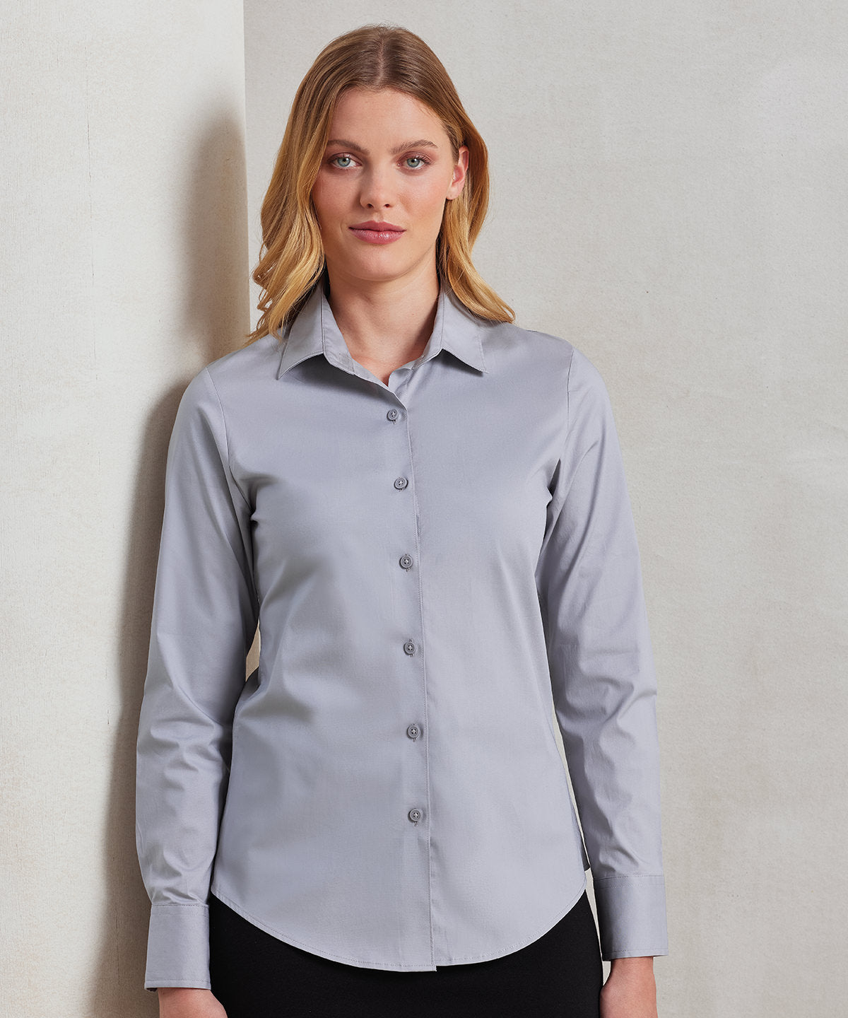 Women's stretch fit cotton poplin long sleeve blouse