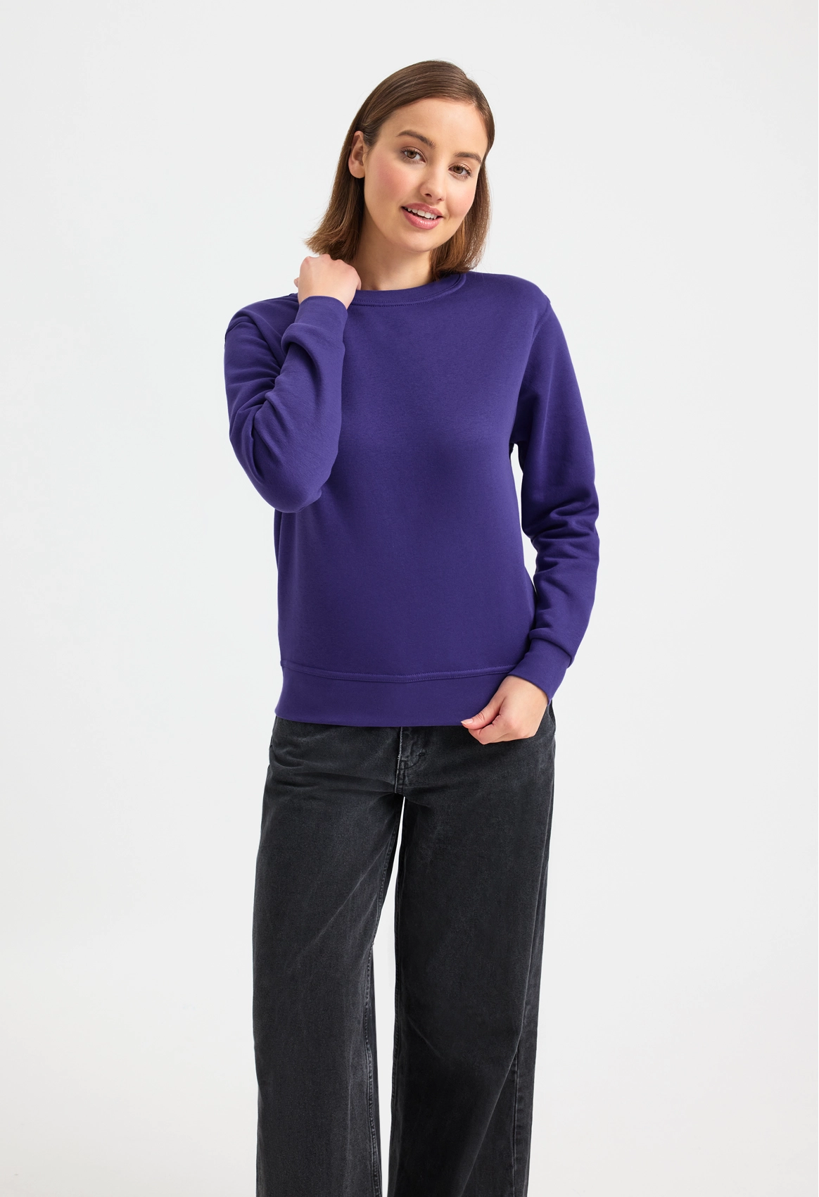 Ladies Deluxe Crew Neck Sweatshirt - Black