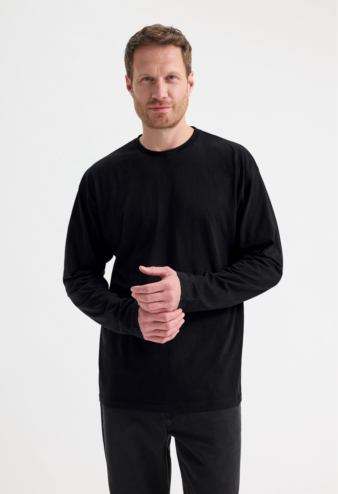 Long Sleeve Classic T-Shirt - Black