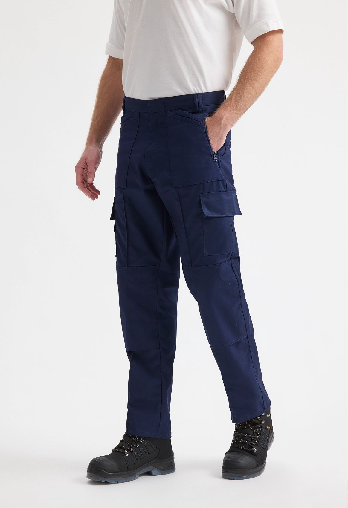 Action Trouser Regular - Black