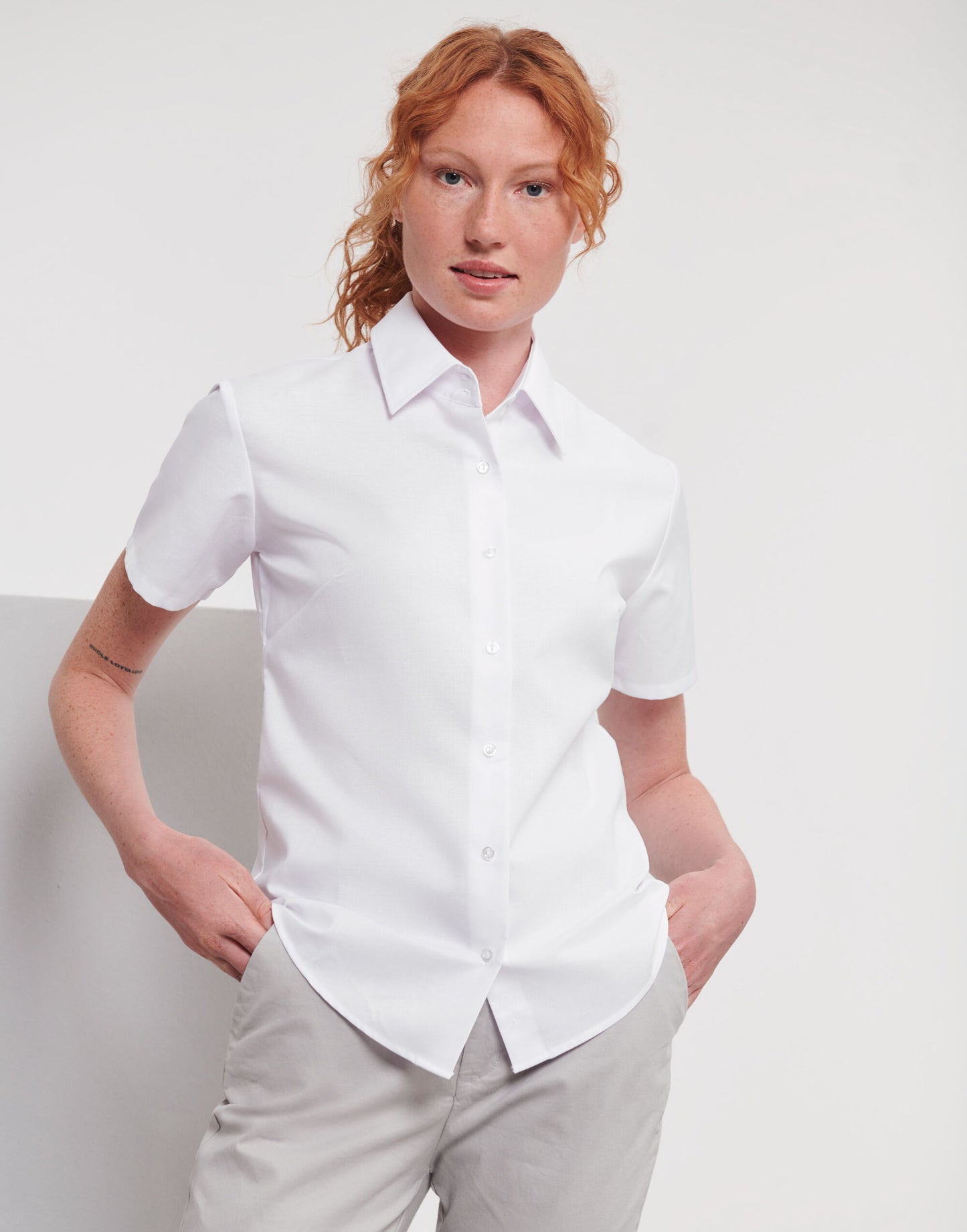 Ladies' Short Sleeve Tailored Oxford Shirt