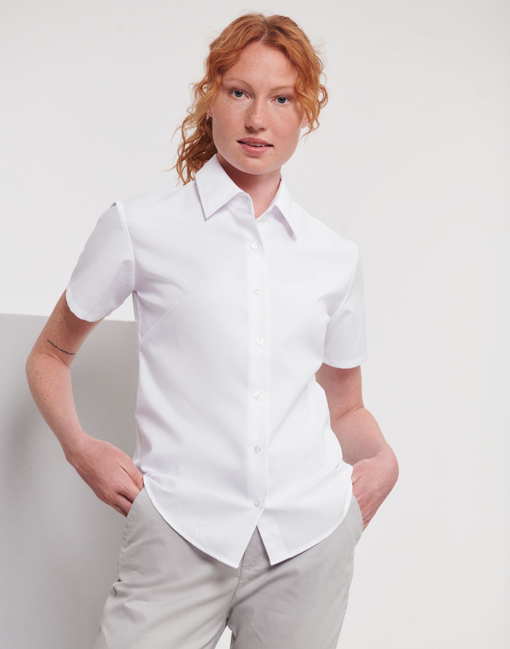 Ladies' Short Sleeve Tailored Oxford Shirt
