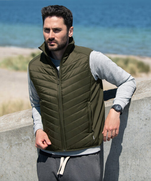 Benton  versatile hybrid vest