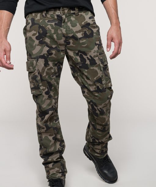 Men's multipocket trousers