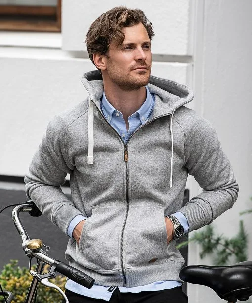 Williamsburg  fashionable hooded sweatshirt